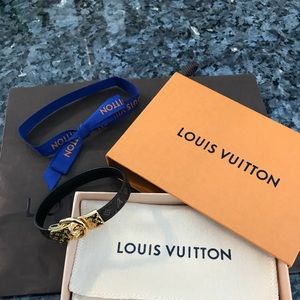 Louis Vuitton New just out Fasten your LV bracelet